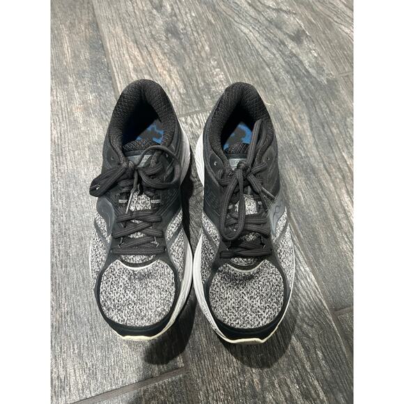 GENTLY USED SAUCONY SNEAKERS - Picture 1 of 4